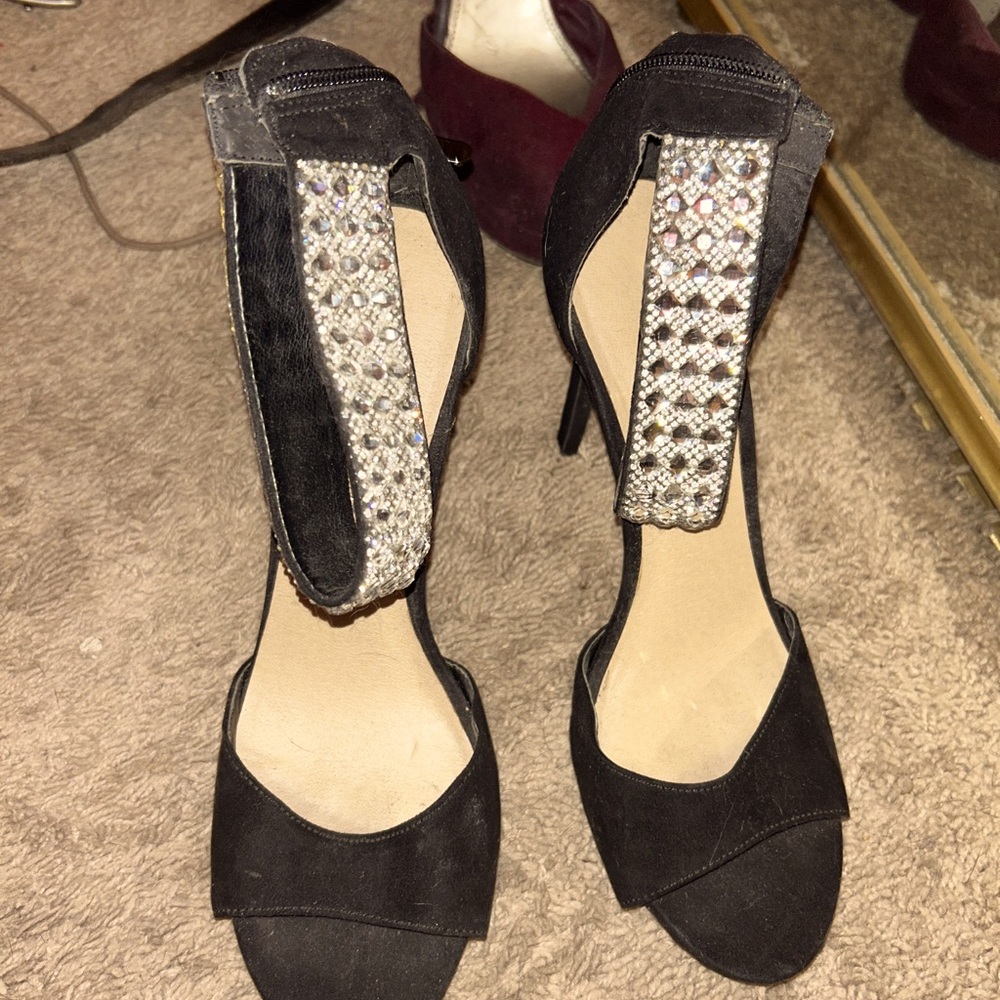 They were my prom shoes! They have been worn once!
